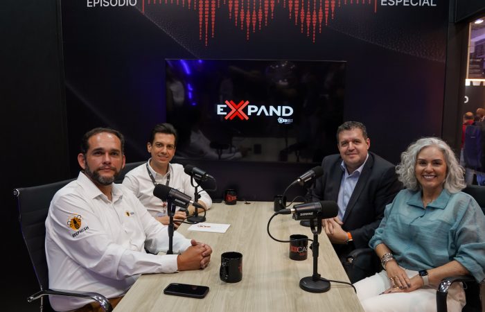 RedCast 100.2: Eduardo Lopes, Vitor Sena, Glauco Sampaio e Márcia Tosta.